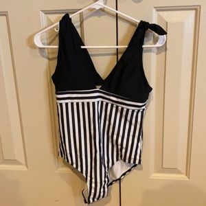 Women’s One Piece Bathing Suit